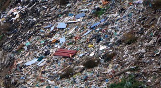 България няма да приема и да гори италиански отпадъци Във