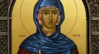 Българската православна църква почита днес църковния празник на преподобната Петка