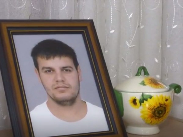 Полицията разследва мистериозна смърт на бивш наркозависим младеж в Раднево.