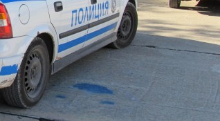 Полицията в Попово издирва водач причинил пътен инцидент и избягал