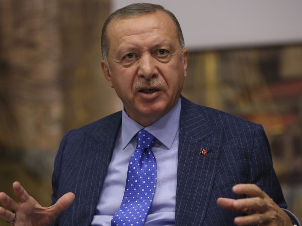 Турският президент Реджеп Тайип Ердоган заяви, че отхвърля призивите на