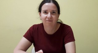 Диана Ефтимова e експерт Проучвания и анализи към Институт за