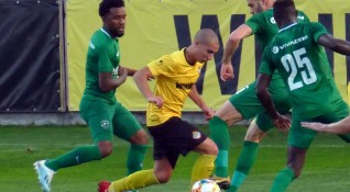 Лудогорец победи с 1 0 като гост Ботев Пловдив в мач