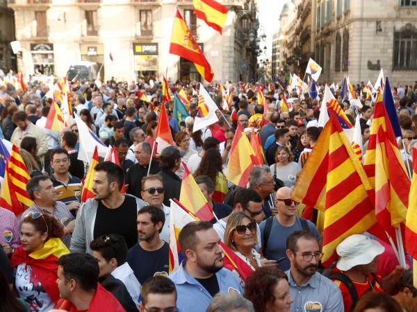 Противници на излизането на Каталуния от състава на Испания проведоха