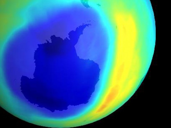 Озоновата дупка в близост до Южния полюс тази година е