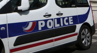 Елитните части на френската полиция арестуваха мъж който се беше