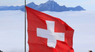 Глобалното икономическо забавяне увеличава отражението си върху швейцарската индустрия повишавайки
