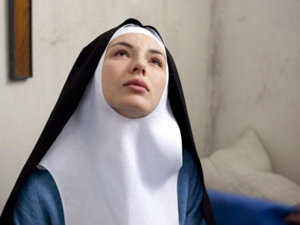 Мрачните тайни на католическата църква разнищва Гийом Никлу в "Монахинята"