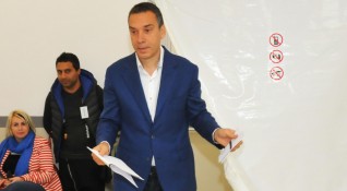 Кметът на Бургас Димитър Николов заяви че ще работи в