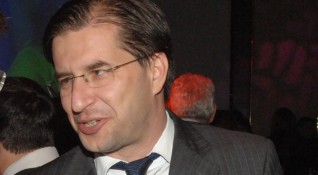 Държавният глава Румен Радев освободи със свой указ Борислав Цеков