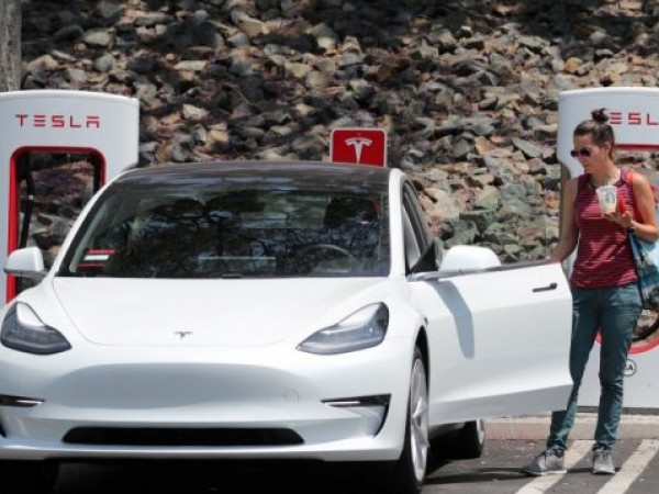Tesla са автомобили, които вече от почти десетилетие са сред