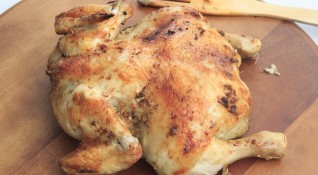 Пилешкото е сред храните които могат да причинят хранителни отравяния