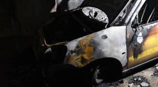 11 коли са с поражения след пожари в София съобщава