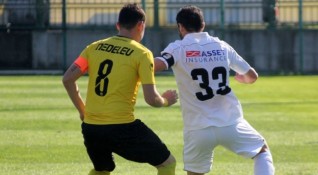 Ботев Пловдив и Арда Кърджали завършиха 1 1 в мач от