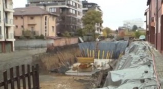 Улица в кв Кръстова вада в София пропадна тази нощ