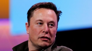 Главният изпълнителен директор на Tesla Илон Мъск не само изобретява
