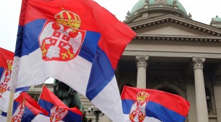 Американец пристига в Сърбия да ни заплашва със санкции пише