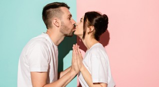 Първата целувка с потенциален нов партньор може да бъде много