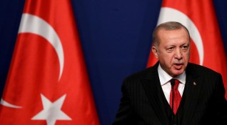 Сирийците идват турците си заминават пише в заглавие турският в