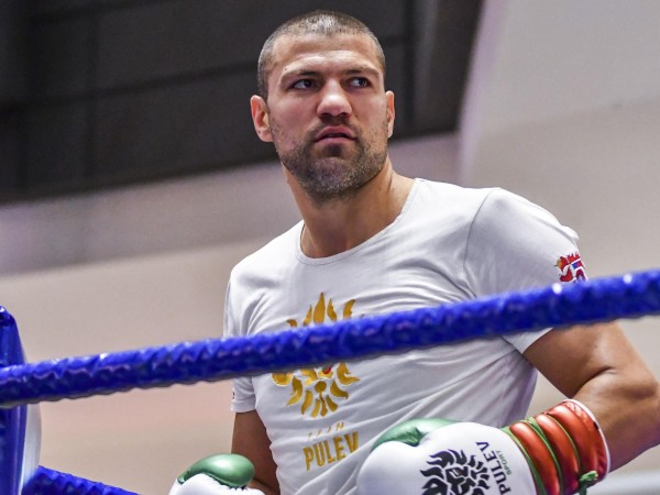 Българският боксьор Тервел Пулев постигна 14-ата си победа в 14