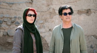 Отново реверанс към жените прави иранският режисьор Джафар Панахи с
