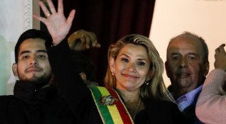Боливийската сенаторка Янине Анес която е от опозицията се обяви