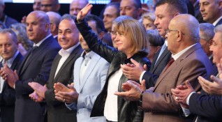 Хората решават колко мандата да имат кметовете каза Йорданка Фандъкова