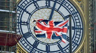 Британското правителство е изпратило писмо до бъдещата председателка на Европейската