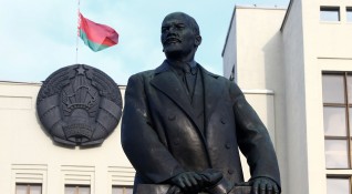 Западните лидери обмислят да подкрепят авторитарния лидер на Беларус Александър