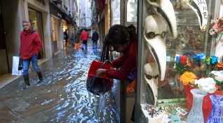 Във Венеция днес се очаква покачване на нивото на водата