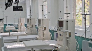 147 пациенти на хемодиализа от Университетската болница във Варна Света