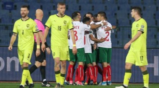 България постигна минимална победа над Чехия с 1 0 в среща