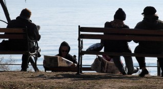 Българите живеят най късо сред хората в страните от ЕС У