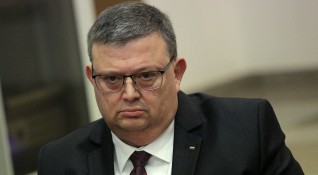 Сотир Цацаров който е кандидатурата на ГЕРБ за председател на