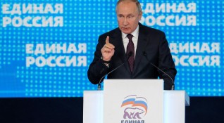 Руският президент Владимир Путин призова днес управляващата партия Единна Русия