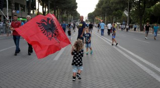 Рагми Мустафа лидер на Албанската демократическа партия в Прешево и
