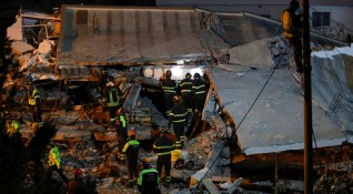 Броят на жертвите на земетресението в Албания достигна 35 души