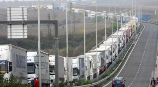 Проблемите с трафика на граничен пункт Капитан Андреево са тема