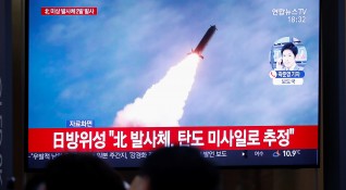Севернокорейският лидер Ким Чен Ун е наблюдавал лично тест на