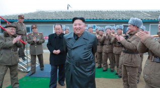 Севернокорейски медии нарекоха японския премиер Шиндзо Абе малоумник и политическо