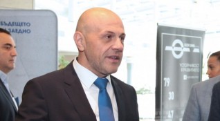 Вицепремиерът Томислав Дончев не очаква министър председателят Бойко Борисов да върне