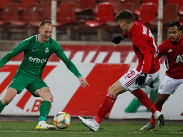 ЦСКА и Лудогорец си врътнаха скучновато 0:0 среща от Първа