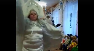 Децата в Русия с трепет очакват появата на Дядо Мраз