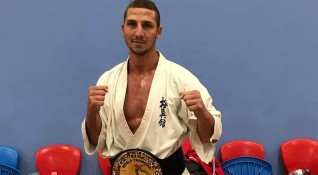 Националът на България по карате киокушин Кристиян Дойчев спечели