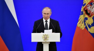 Позициите на Русия на световния оръжеен пазар укрепват въпреки засилването