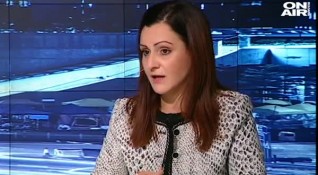 Деница Сачева представи своето виждане за Закона на социалните услуги