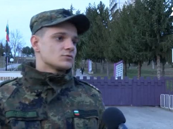 Иван Станоев е курсант трета година в Националния военен университет