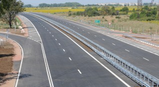 Автомагистрали ЕАД ще проектира и изгради и последните 88 9 км
