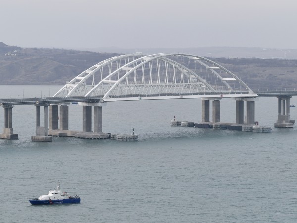 Европейският съюз осъди откриването днес на Кримския железопътен мост като