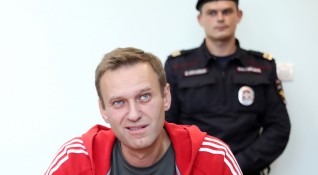 Полицията задържа руския опозиционен политик Алексей Навални при претърсване днес